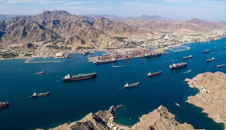 استهداف السفينة "تهامة" في باب المندب.. ضربة مباشرة لخط الغذاء البحري